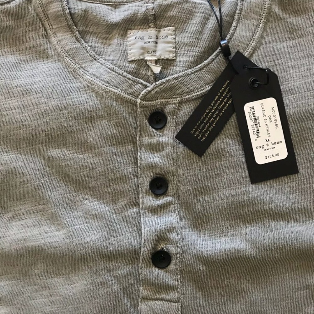 New RAG AND BONE men’s short sleeve Henley XL